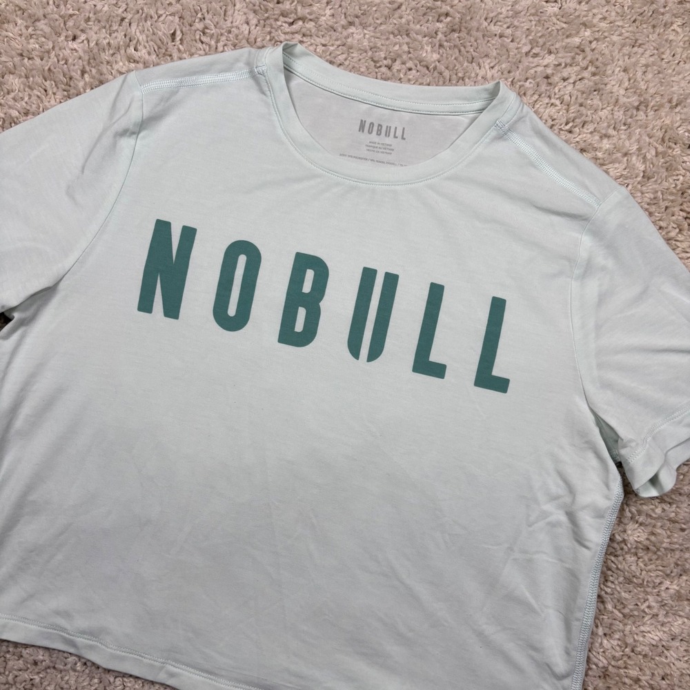 NOBULL T-Shirt Women S Mint Green Short Sleeve Graphic Logo Activewear Crop